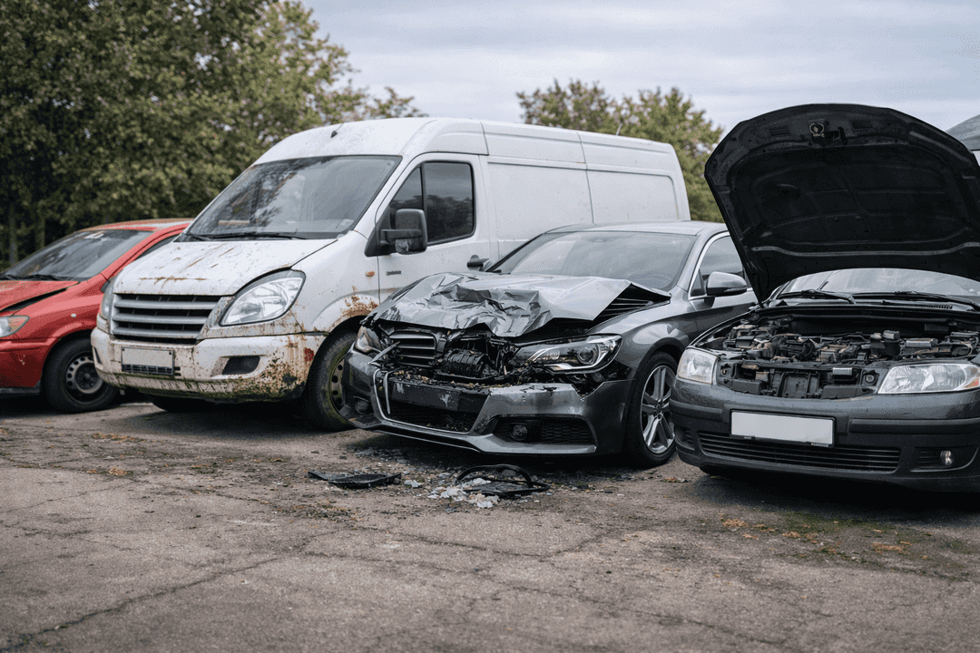 Welche Fahrzeuge ? die Autoverwertung in Neuwied übernimmt – Teileträger bis Motorschaden
